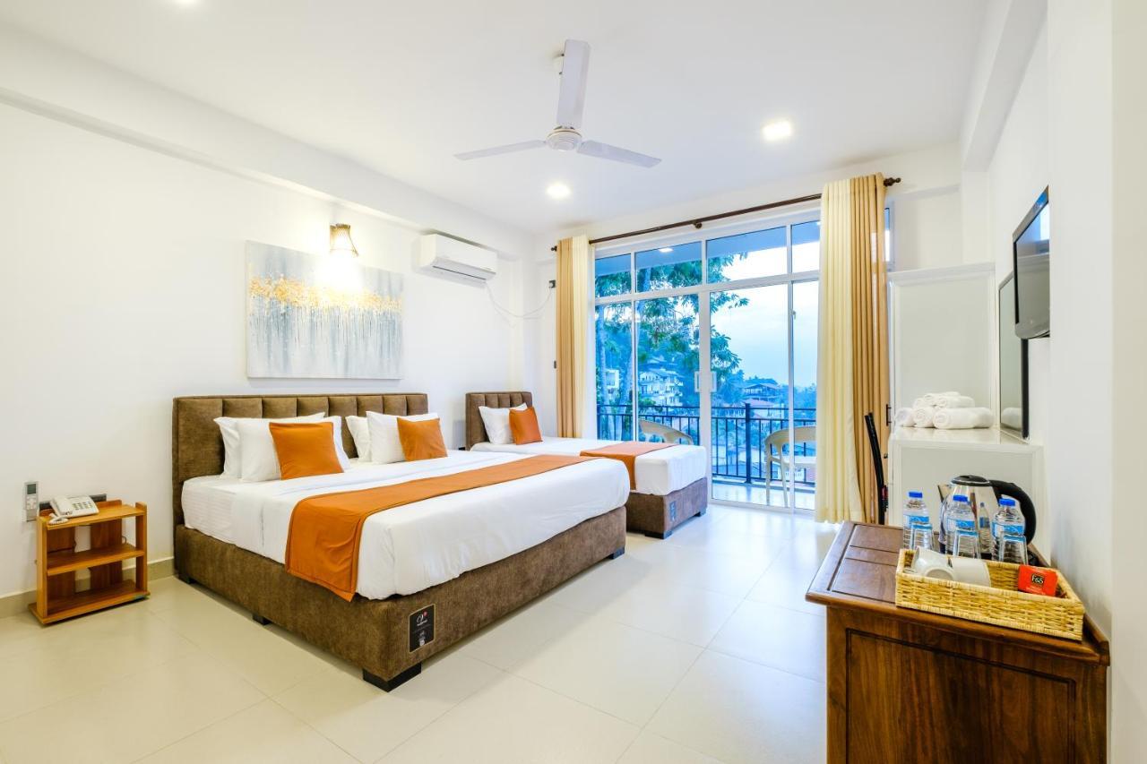 Queens Mount Ridge Kandy Esterno foto