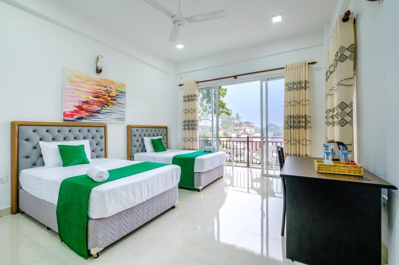 Queens Mount Ridge Kandy Esterno foto