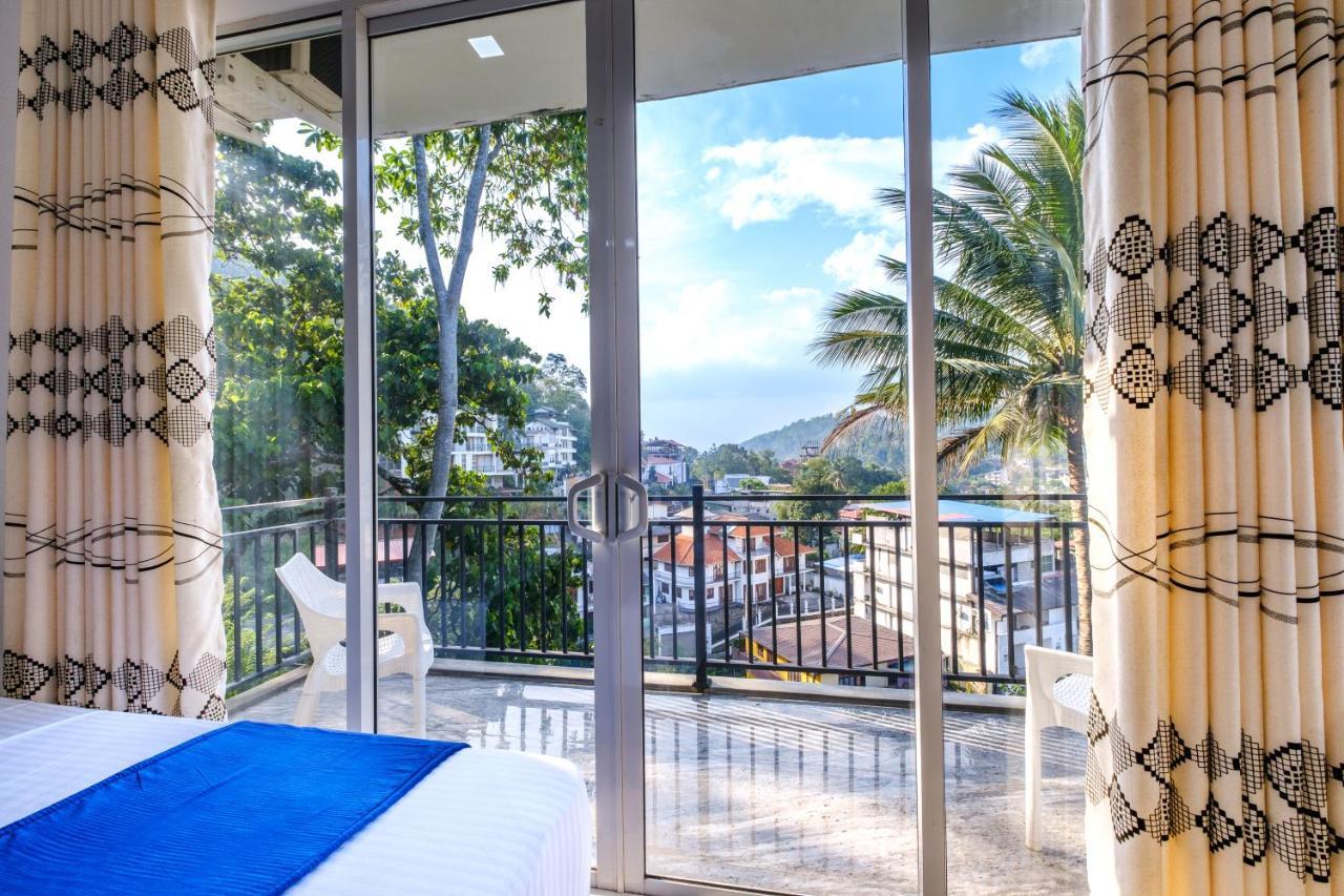 Queens Mount Ridge Kandy Esterno foto