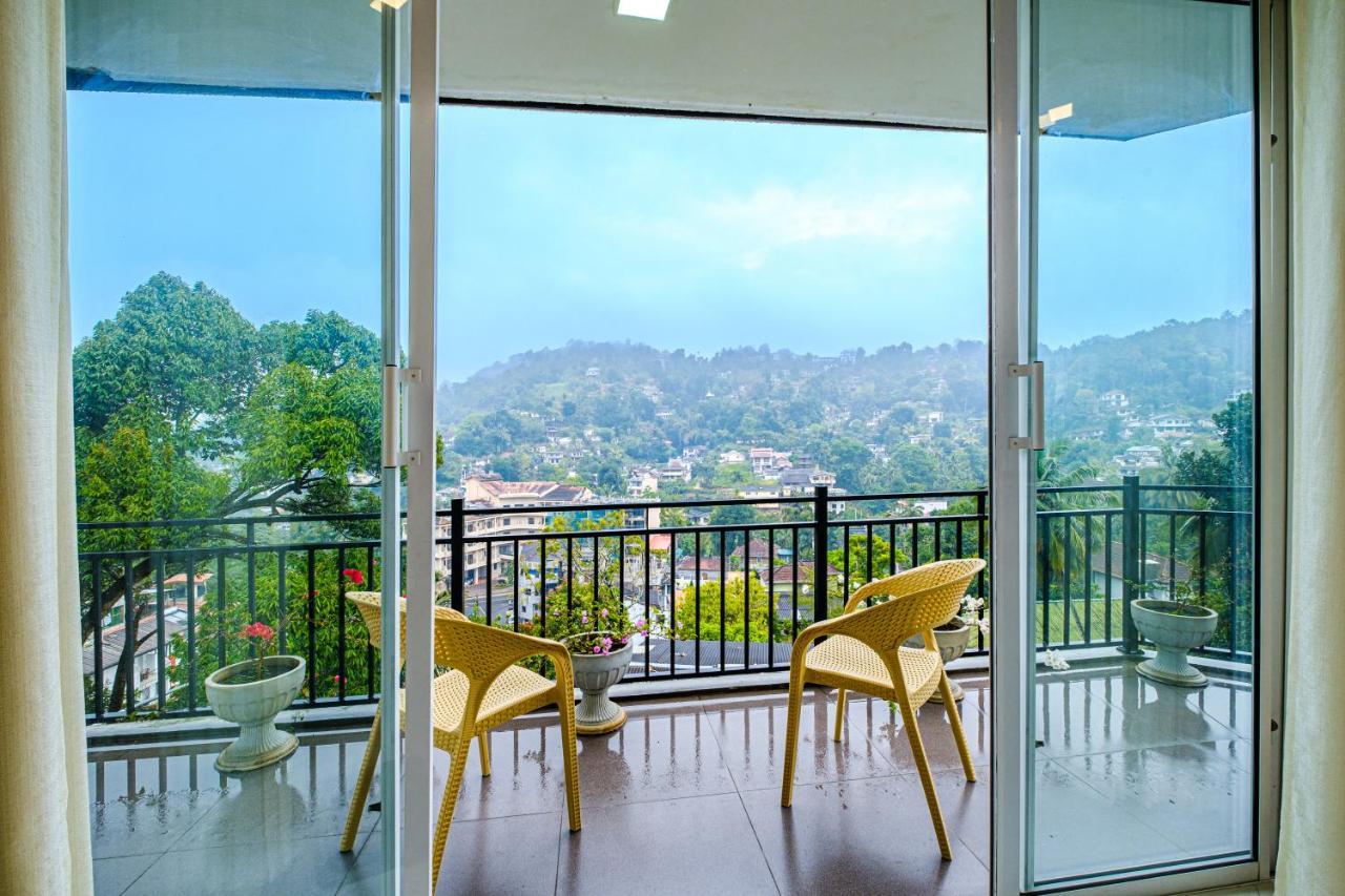 Queens Mount Ridge Kandy Esterno foto