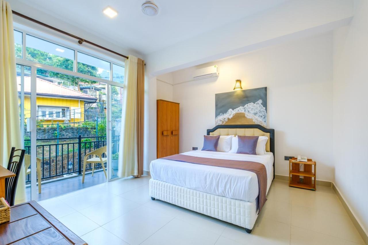 Queens Mount Ridge Kandy Esterno foto